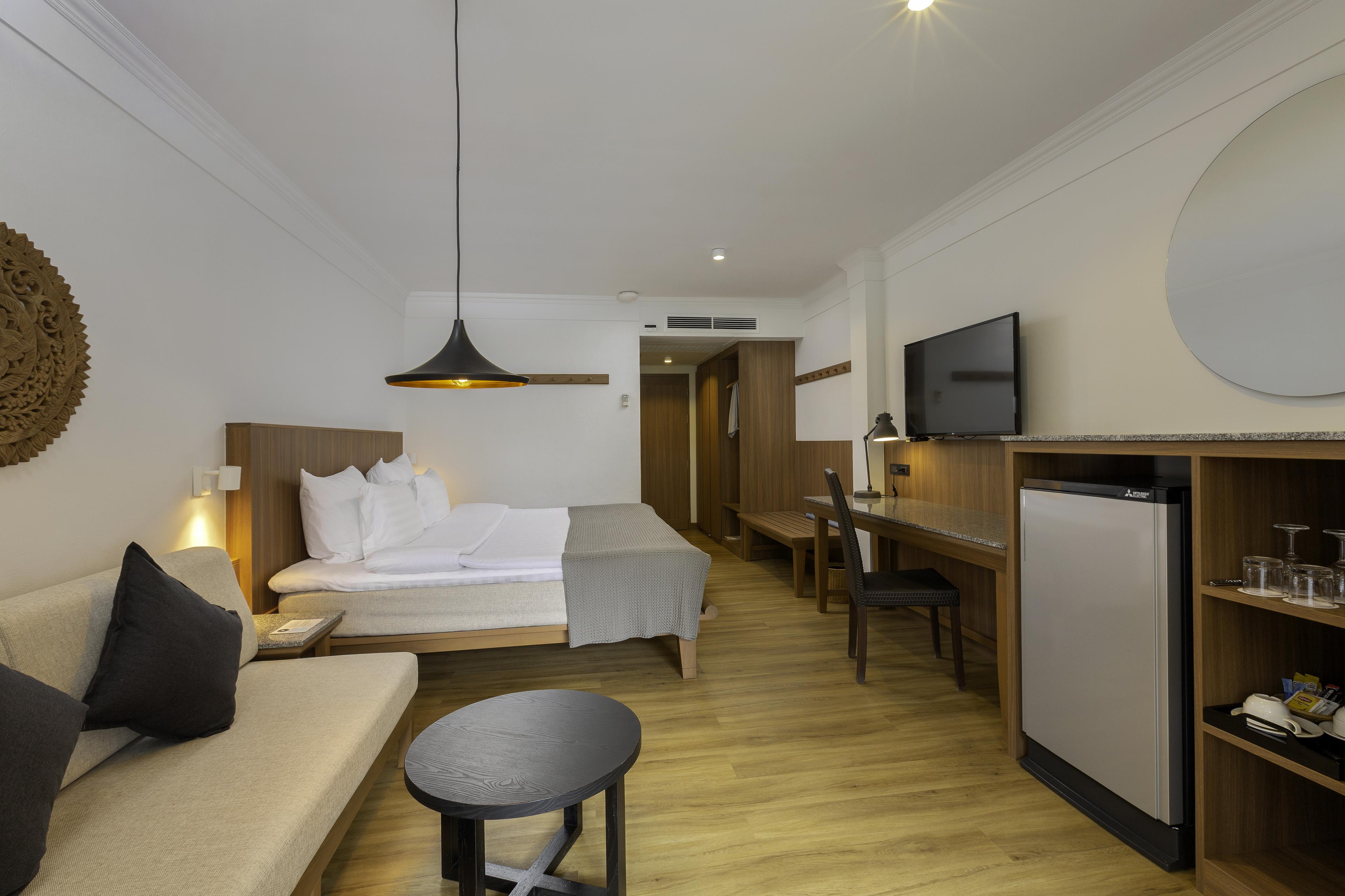 Sunprime Kamala Beach (Adults Only) Bagian luar foto