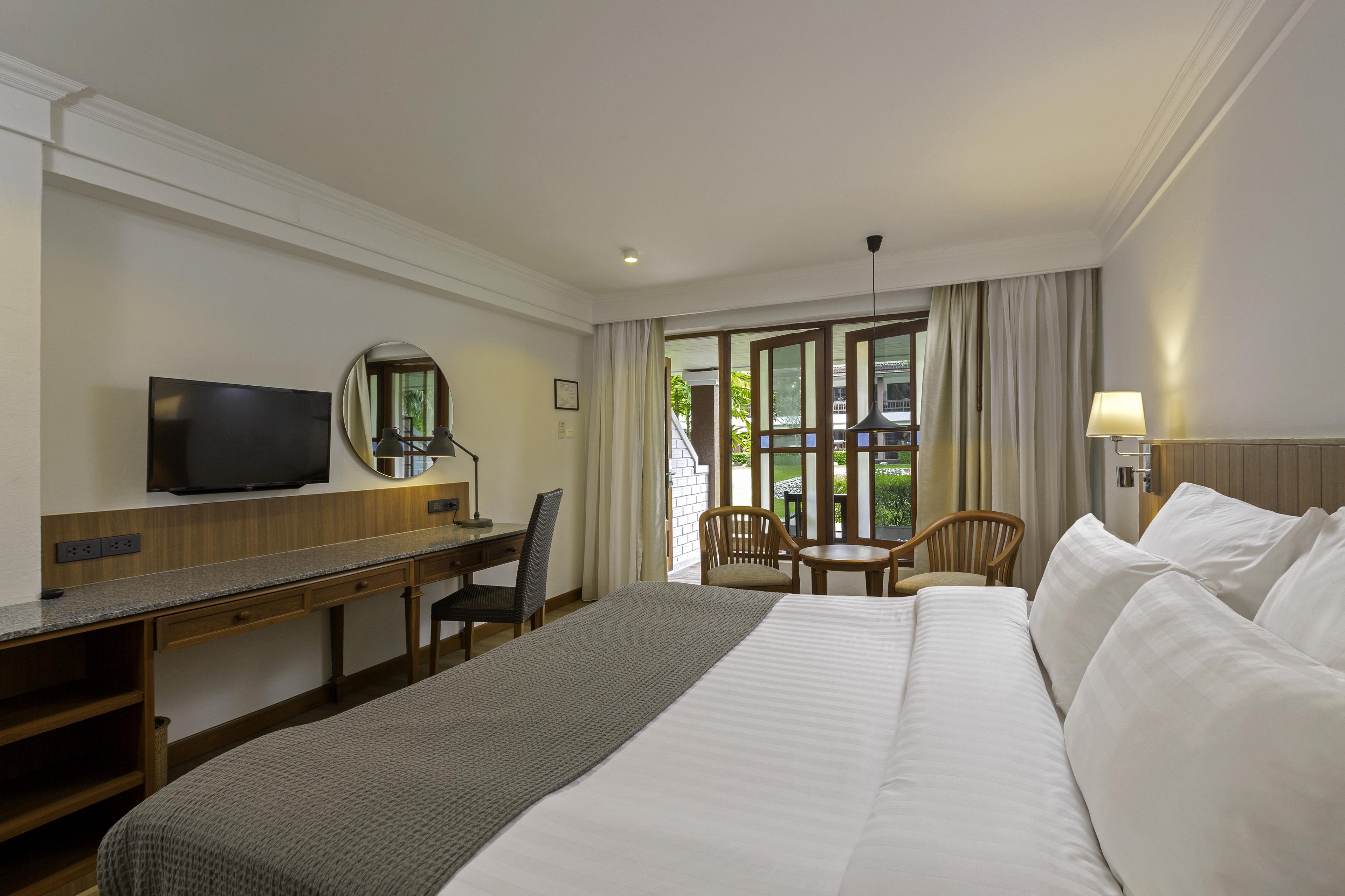 Sunprime Kamala Beach (Adults Only) Bagian luar foto
