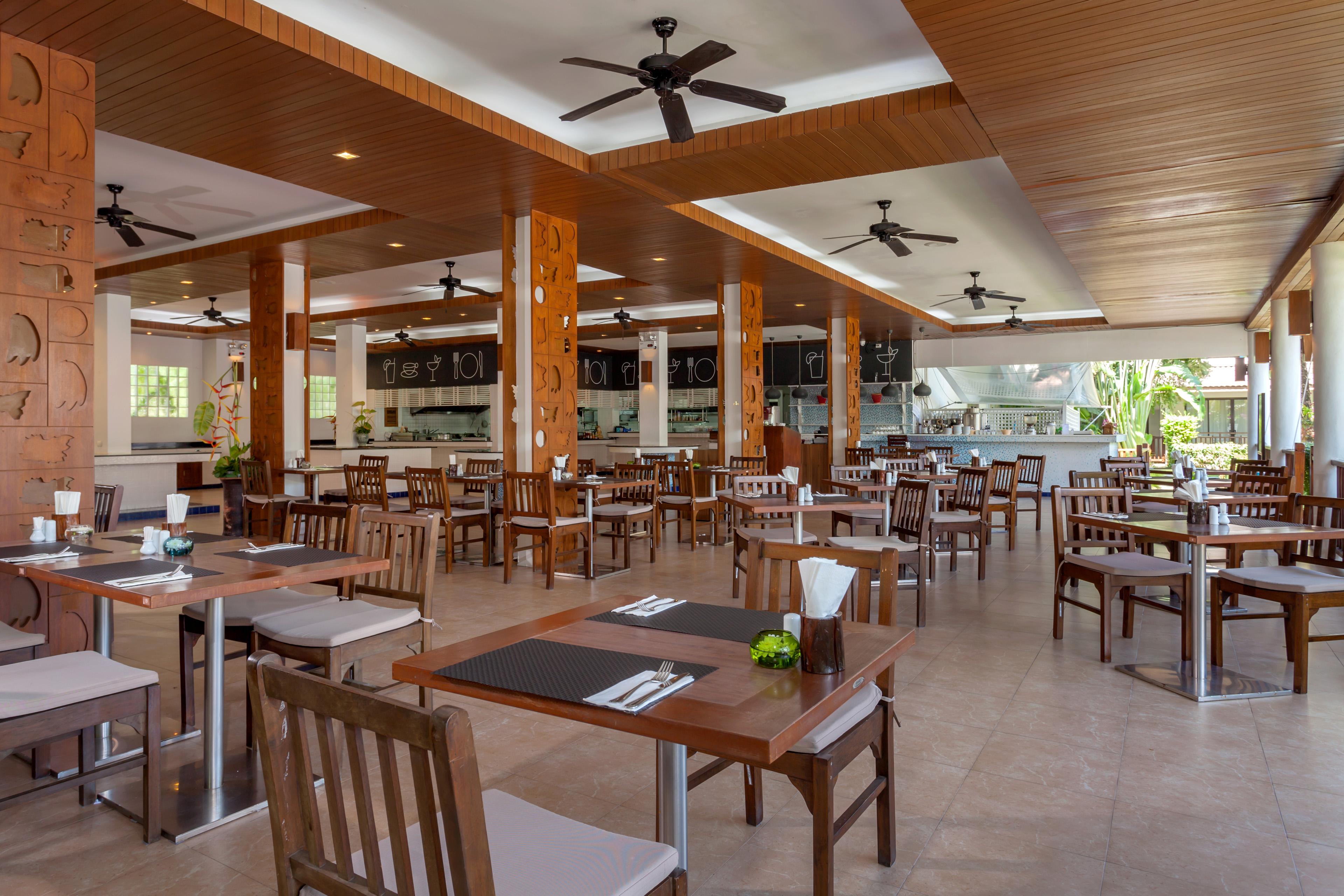 Sunprime Kamala Beach (Adults Only) Bagian luar foto