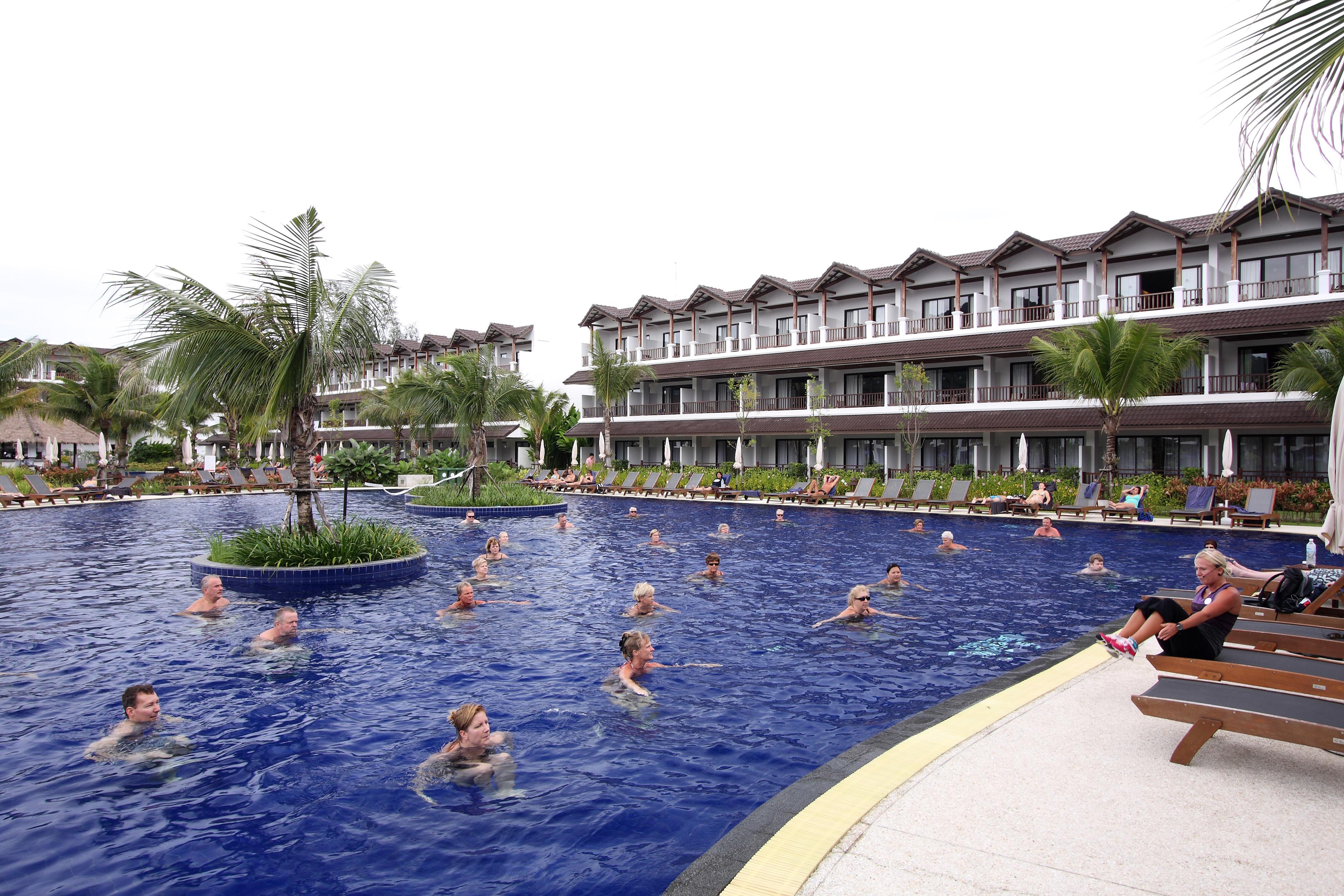 Sunprime Kamala Beach (Adults Only) Bagian luar foto