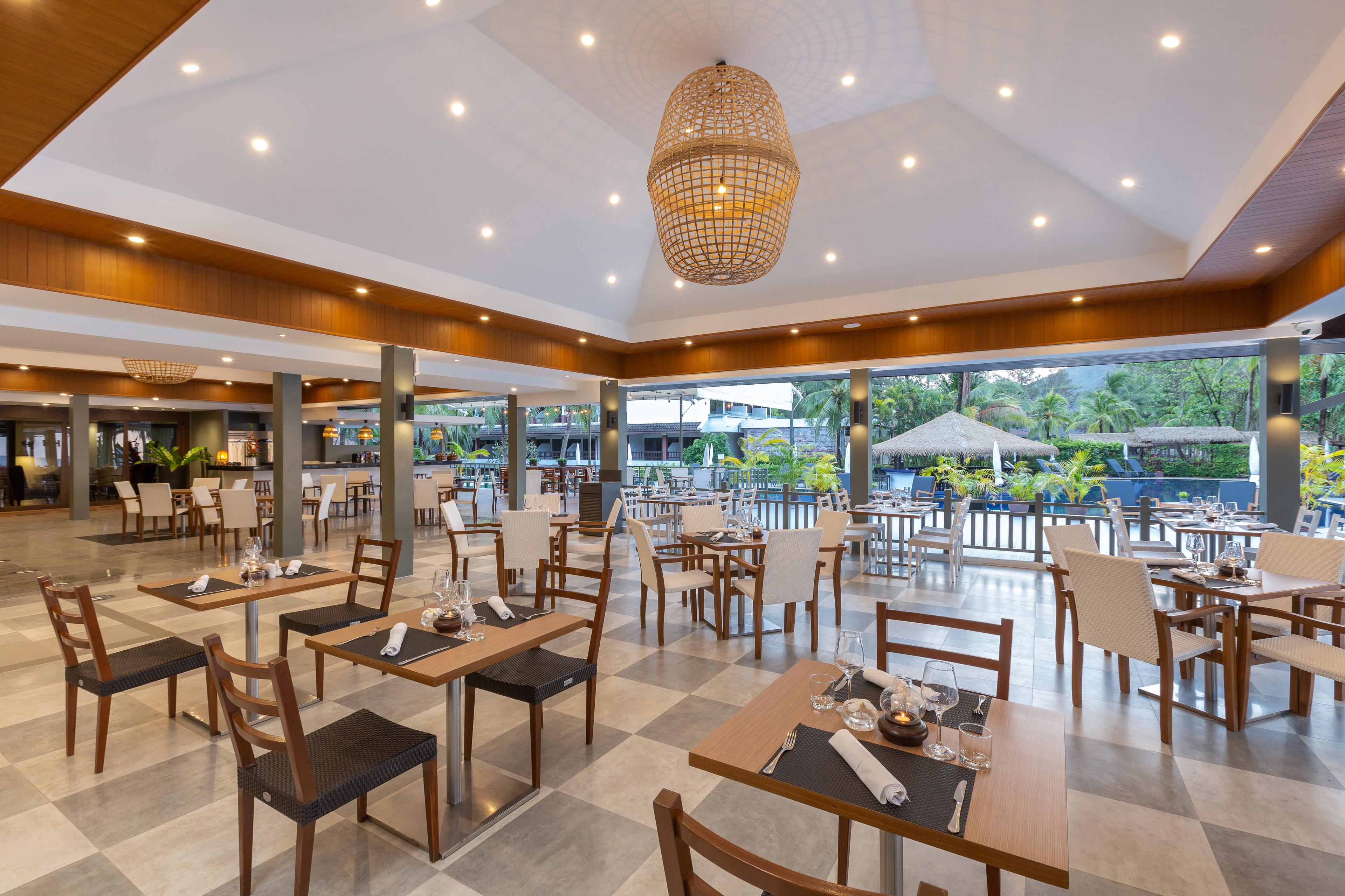 Sunprime Kamala Beach (Adults Only) Bagian luar foto