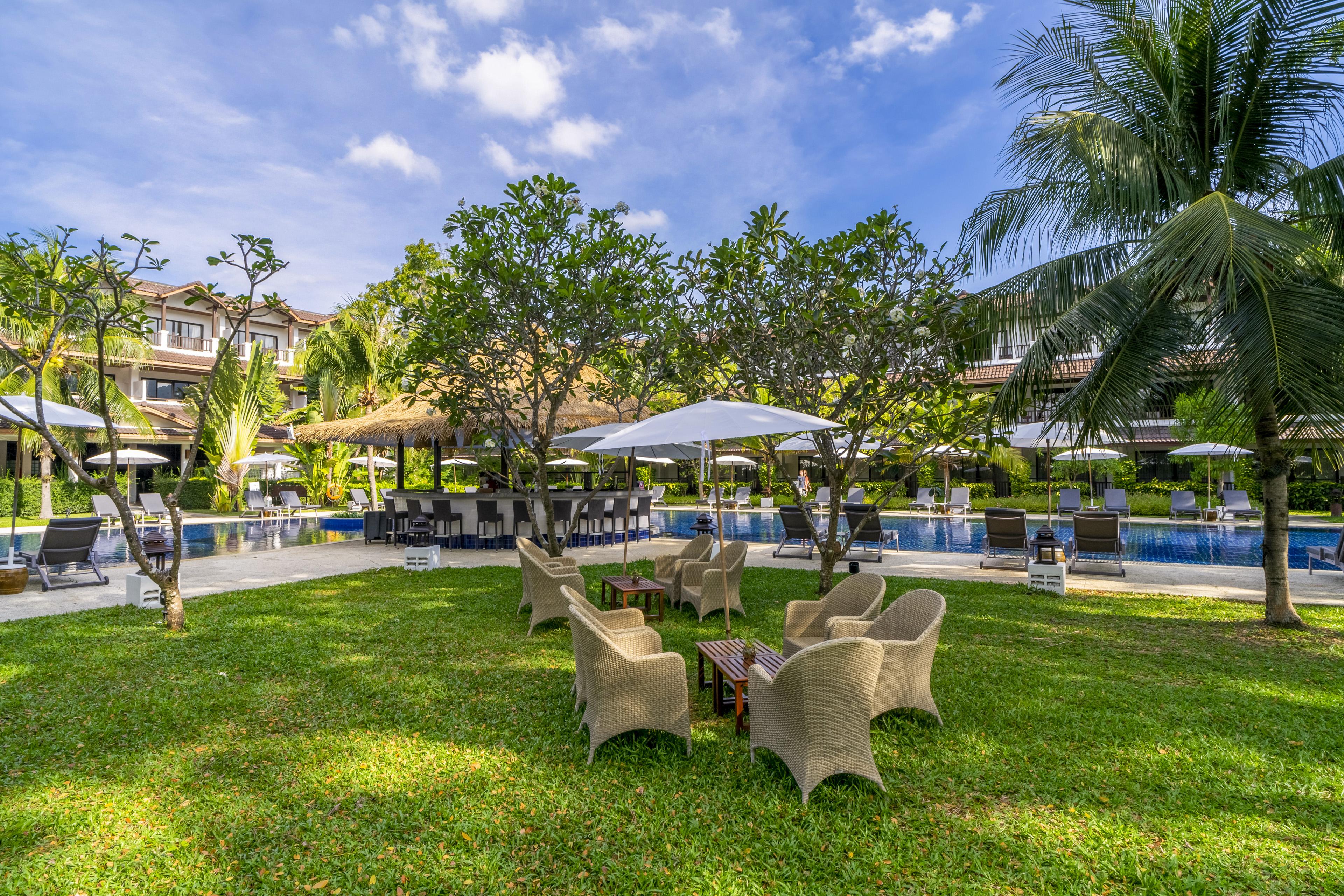 Sunprime Kamala Beach (Adults Only) Bagian luar foto